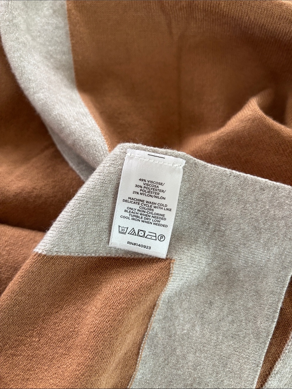NWT LOFT ColorBlock Button Pocket Wrap - Picture 3 of 4